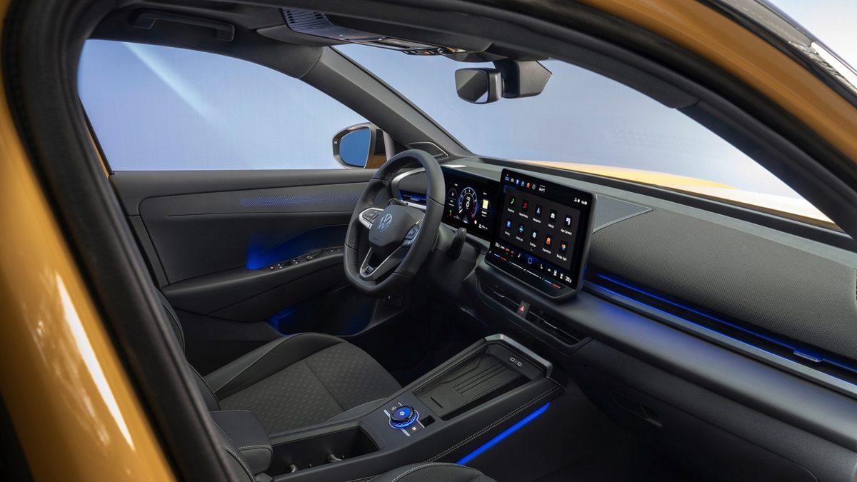 Yeni Volkswagen T-Roc 2026 Tanıtıldı: Yepyeni Hibrit Motorlar ve İç Mekân Tasarımına Sahip