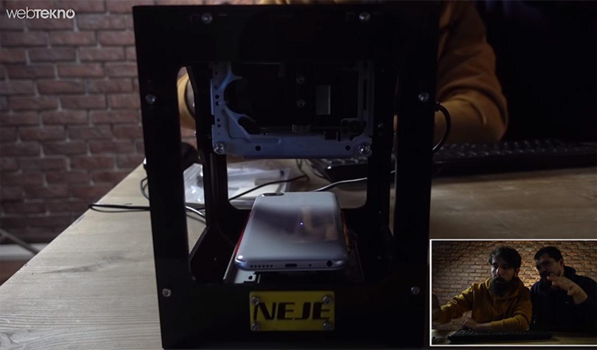 Lazer Makinesi ile Telefonun Üstüne Kendi Logomuzu Kazımayı Denedik