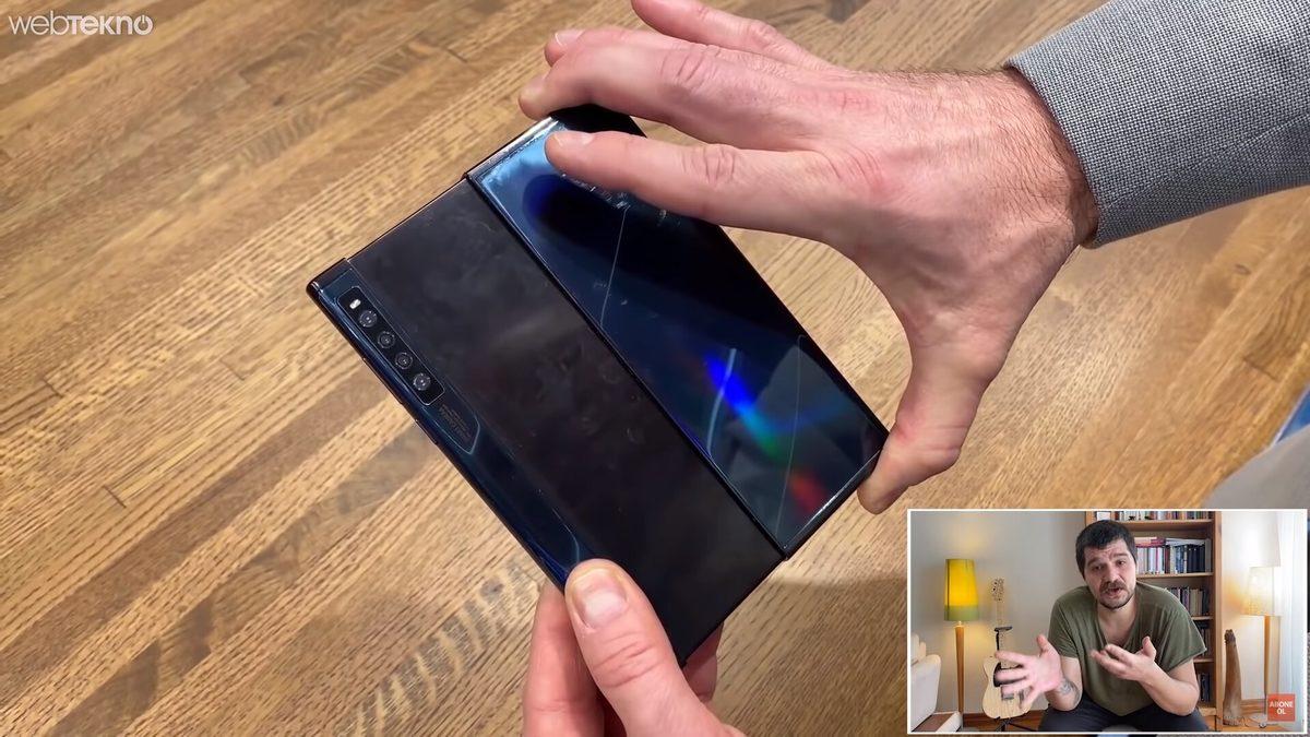 Tövbe Estağfurullah: TCL'nin Çekince Uzayan Telefonuna Yakından Baktık