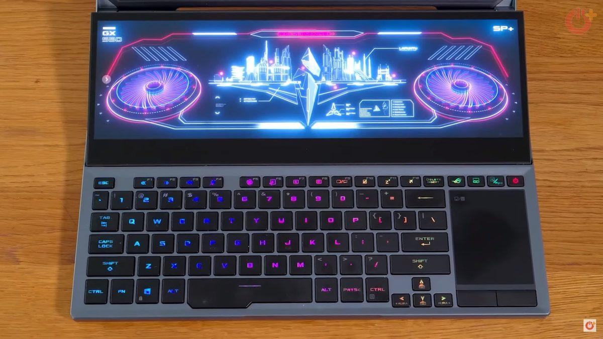 ASUS'un Çift Ekranlı Dizüstü Oyuncu Bilgisayarı ROG Zephyrus Duo'yu İnceledik