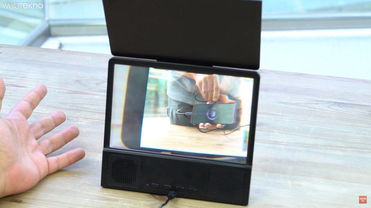 Koskoca iPhone 12 Pro'yu Şehirlerarası Otobüs Ekranına Çevirdik