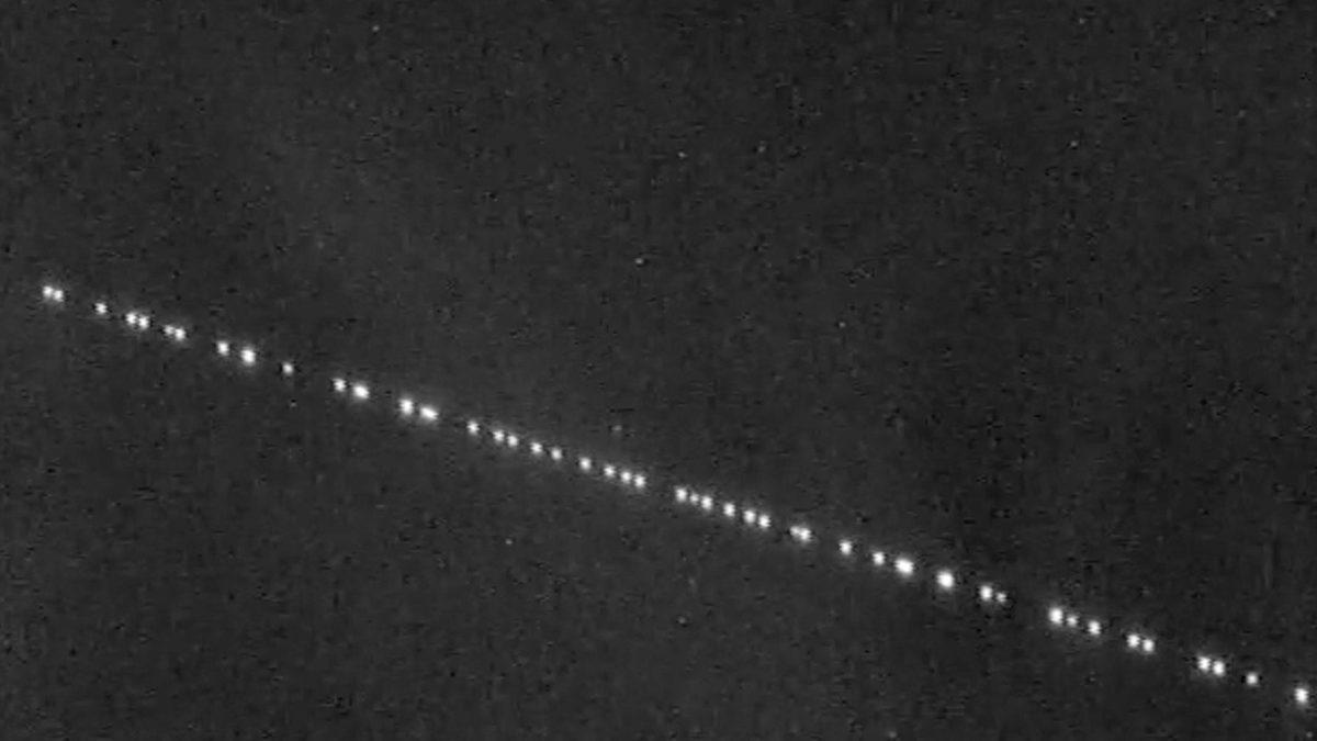 Elon Musk'ın Uzaydan İnternet Projesi: Starlink Nedir? (Ofise Bağlatıyoruz!)