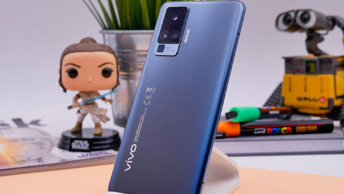 Biz İşin İçinden Çıkamadık: Vivo X51 5G 9000 TL Eder mi?