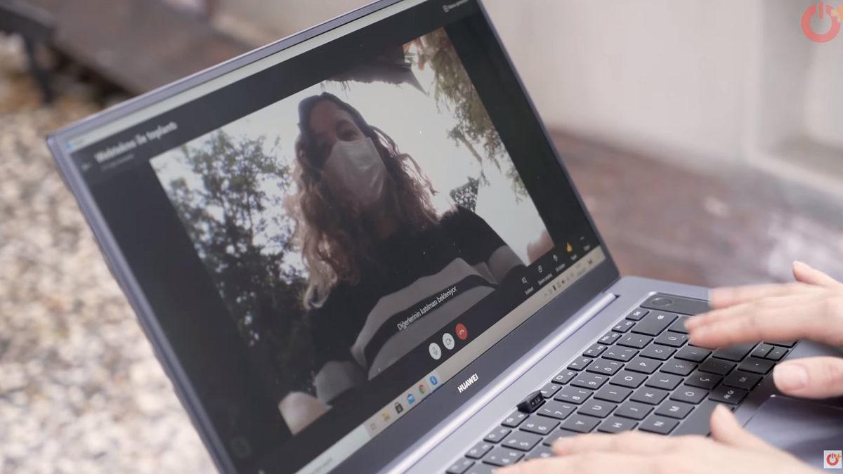 Kahve İçerken Hayalet Sevgilim Sözlerini Yazmalık Bilgisayar: Huawei MateBook D16 İncelemesi