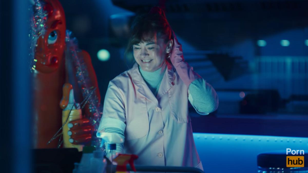 PornHub’tan Gülümseten Yılbaşına Özel Reklam Videosu