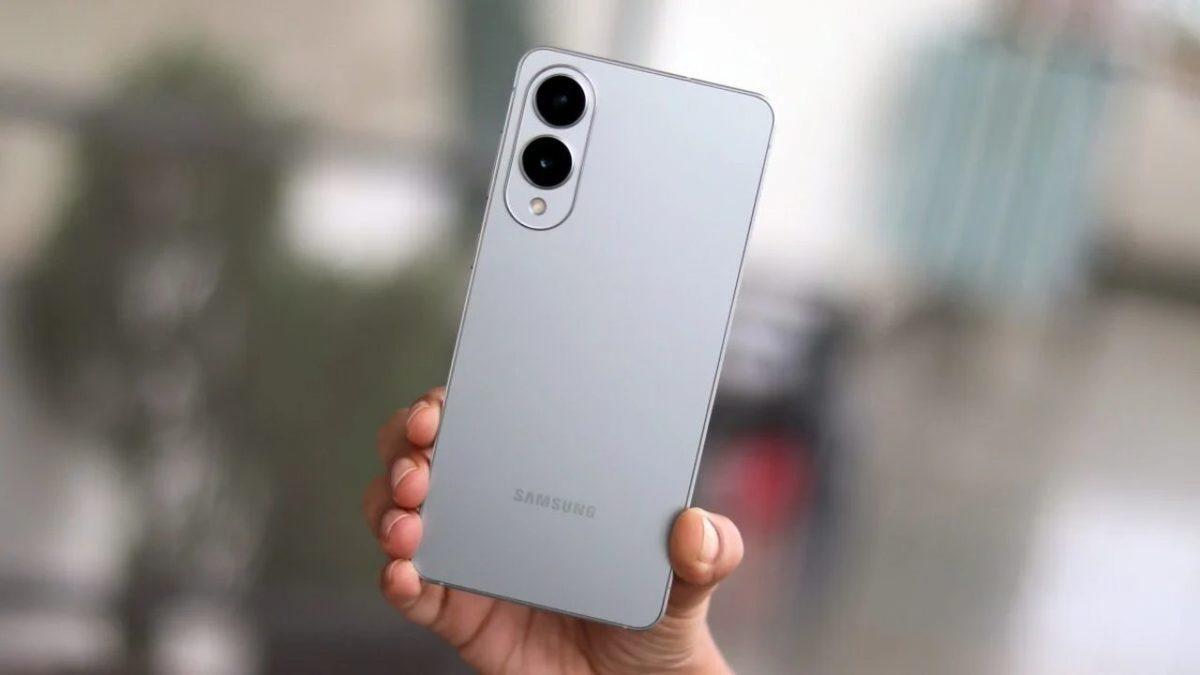 Merakla Beklenen Samsung Galaxy S26 Edge Batarya Değişikliği İptal Oldu