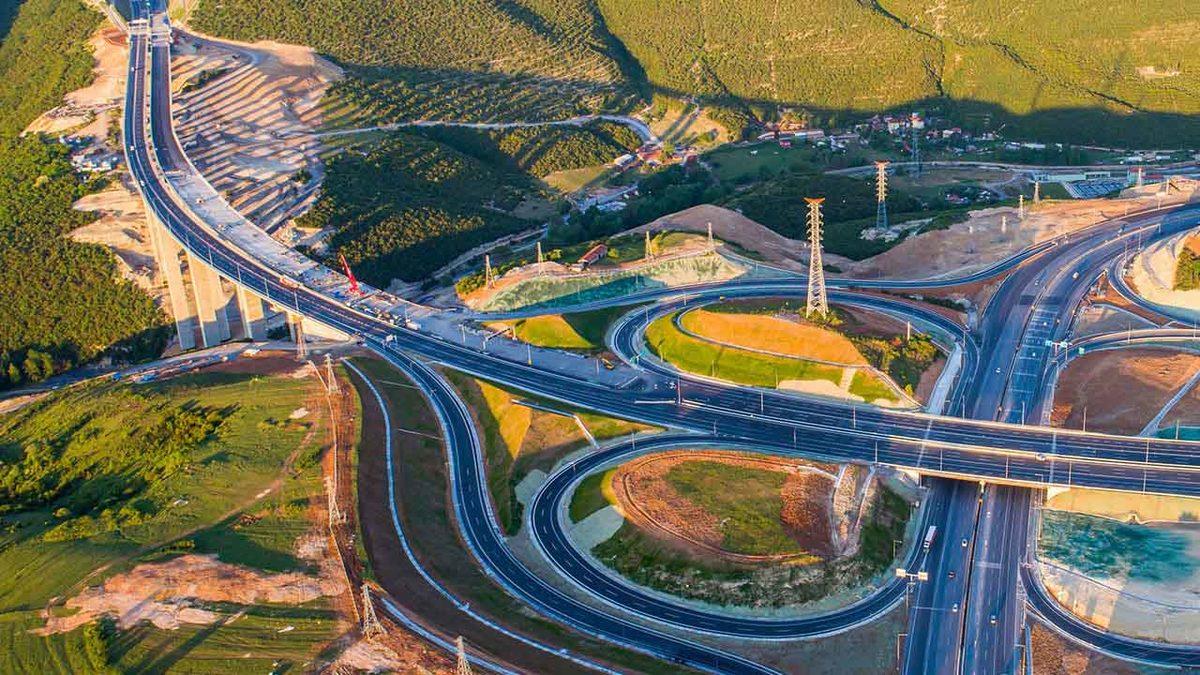 Yola Çıkmadan Mutlaka Bakın: Tüm Köprü ve Otoyol Geçiş Ücreti Tarifeleri!