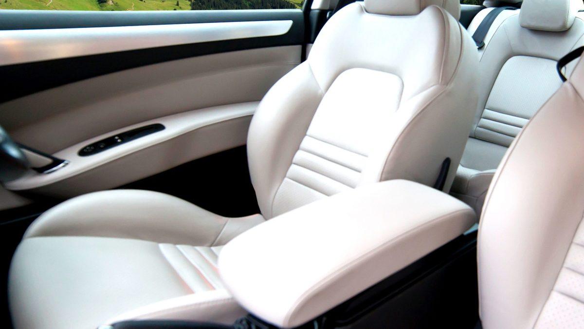 Arabanız Fırın Gibi Olmaya Başladı mı? Aşırı Sıcaklarda Arabanızı Serinletmenizi Sağlayacak Yöntemler