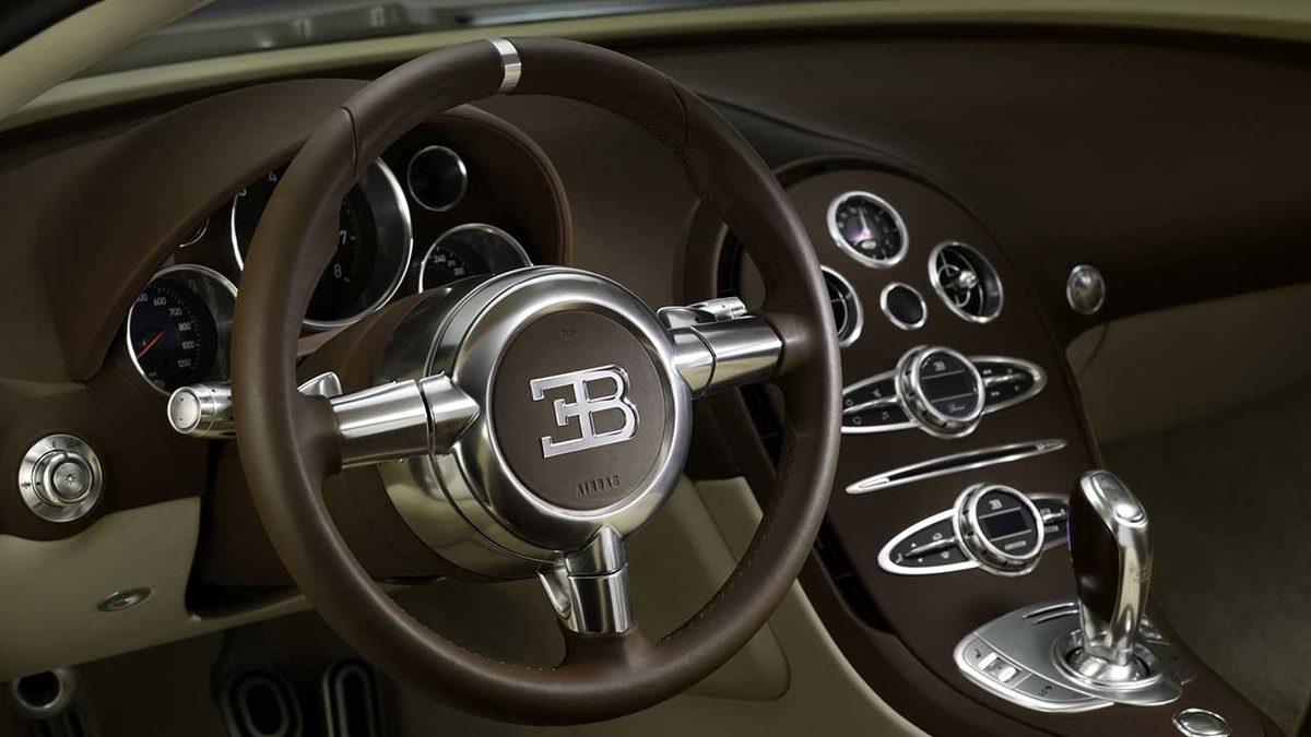 Bakınca Hayranlık Uyandıran Direksiyon Tasarımları: Ferrari Direksiyonuna Şiir Bile Yazılır!