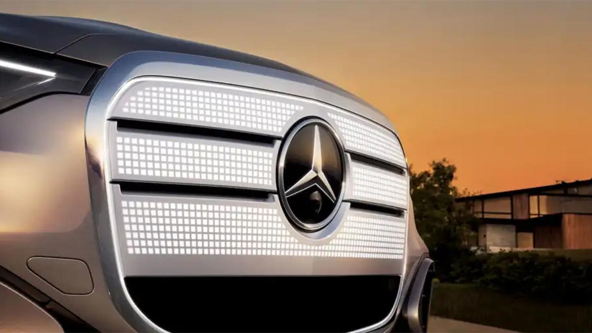 Mercedes-Benz, Dönüp Dönüp Tekrar Bakacağınız Elektrikli GLC'yi Tanıttı