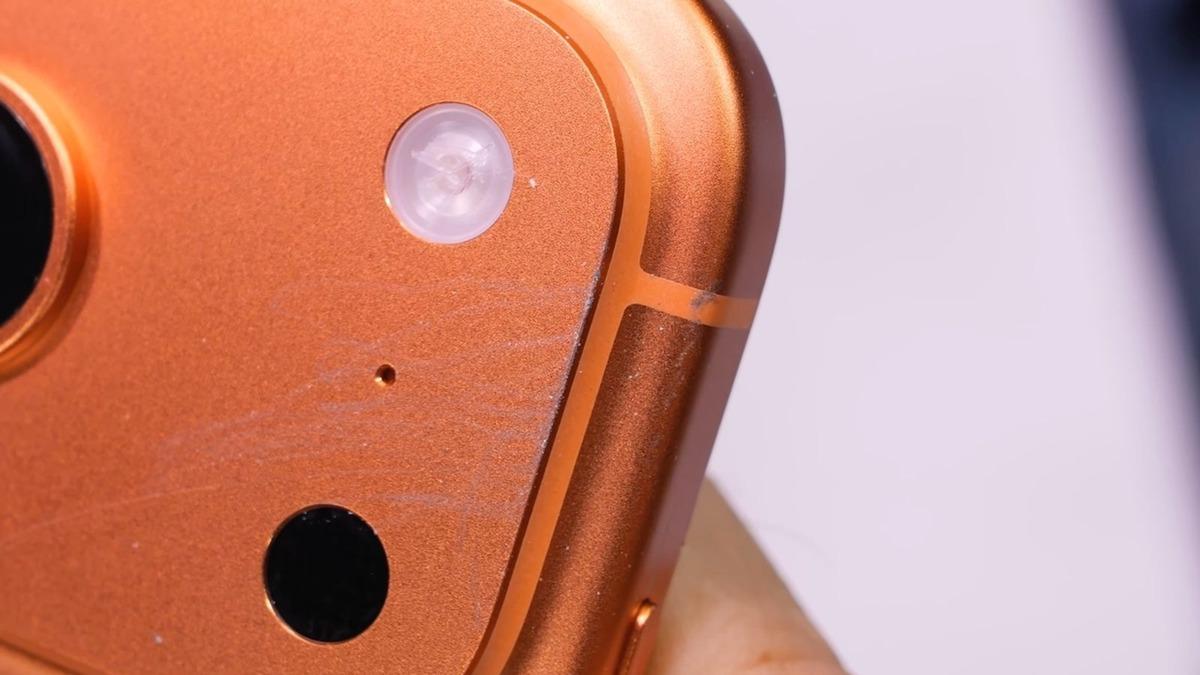 iPhone 17
