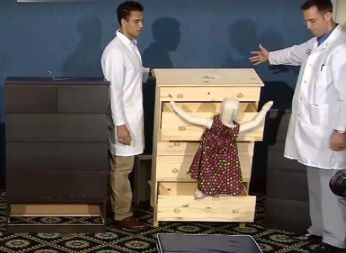 Çocukların Ölümüne Sebep Olan Şifonyer İçin İKEA’ya Ceza