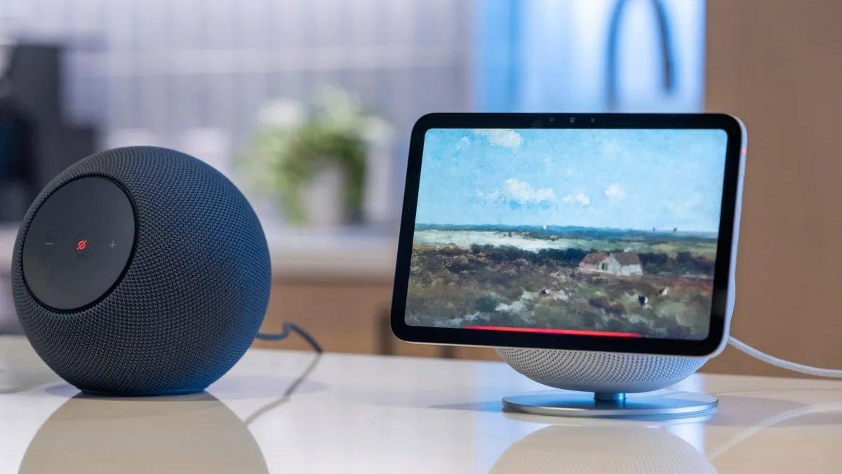 Apple yeni HomePod ve masaüstü robot Apple yeni HomePod ve masaüstü robot