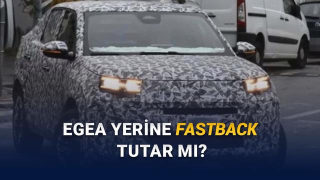 Egea'nın Yerini Alabilir: Yeni Fiat Fastback, Avrupa'da Test Edilirken Görüldü