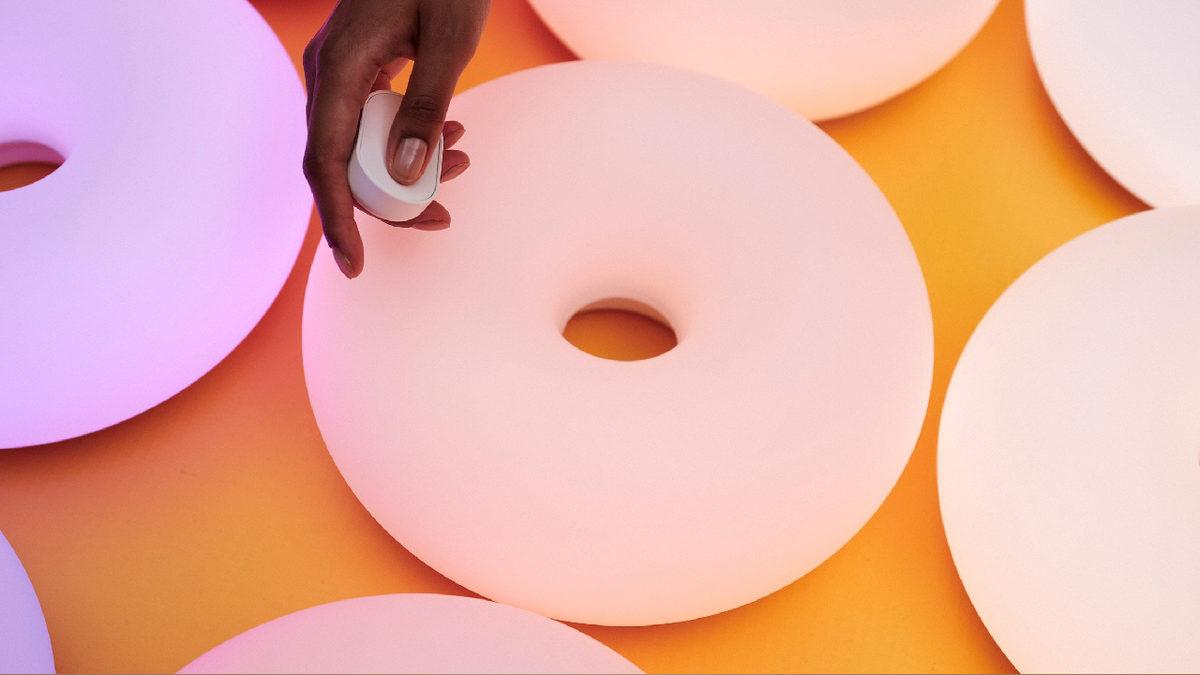 IKEA, Gören Her insanın Evinde İsteyeceği Donut Şeklinde Akıllı LED Lambalarını Tanıttı 2 2