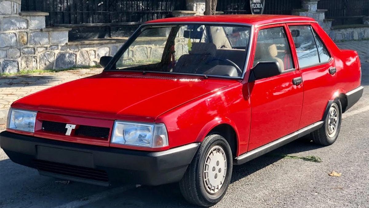 Bugün Banttan İnse Bayilerde Kuyruk Oluşturacak Nostaljik Otomobiller! 7 Başlıksız-1