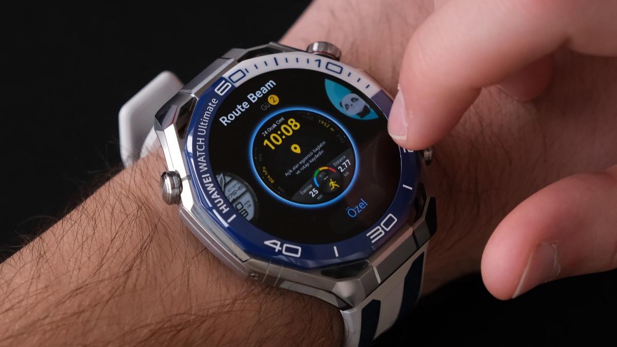Suyun 150 Metre Altında Mesajlaşma İmkanı Sunan Devrimsel Akıllı Saat: Huawei Watch Ultimate 2