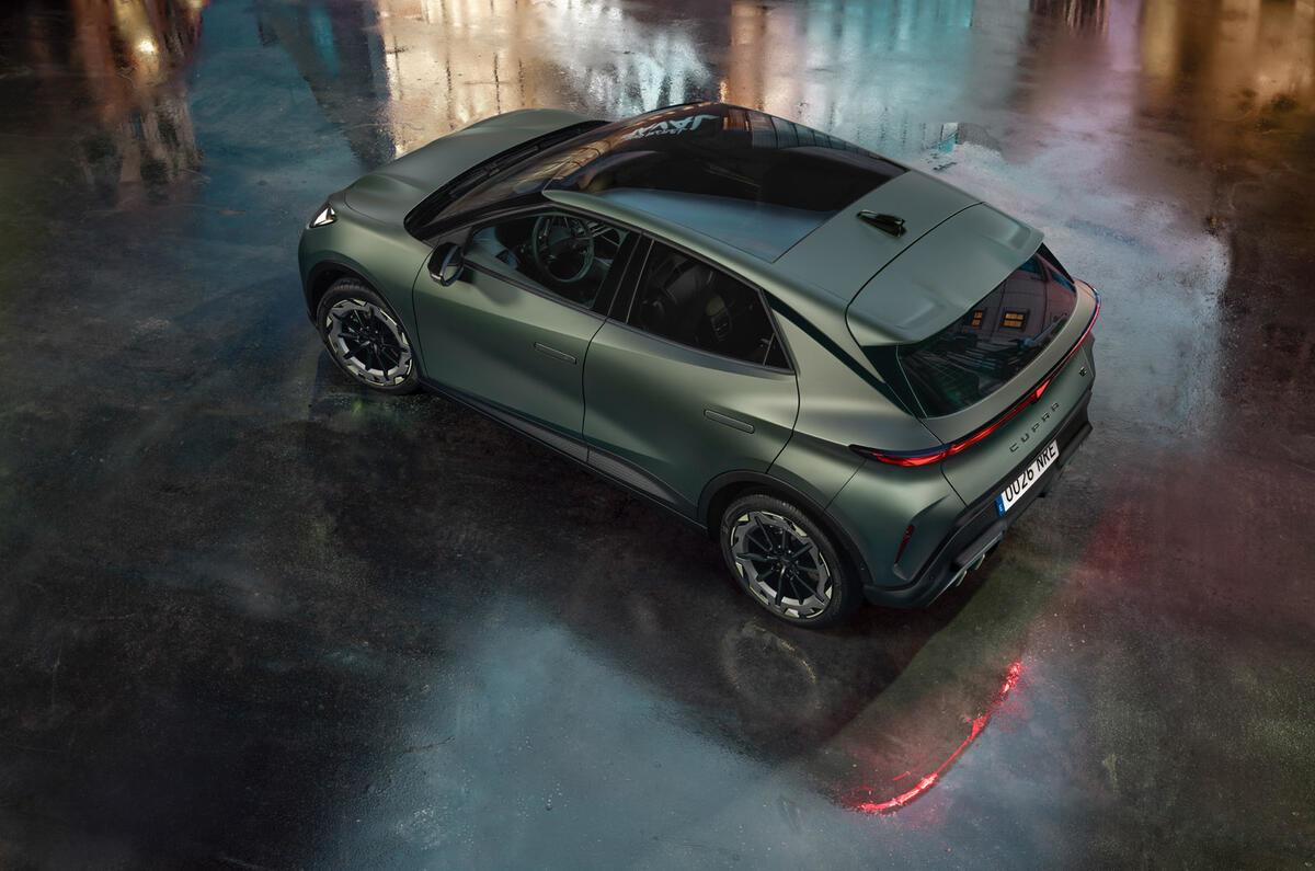 03_cupra_raval_manganese_matt