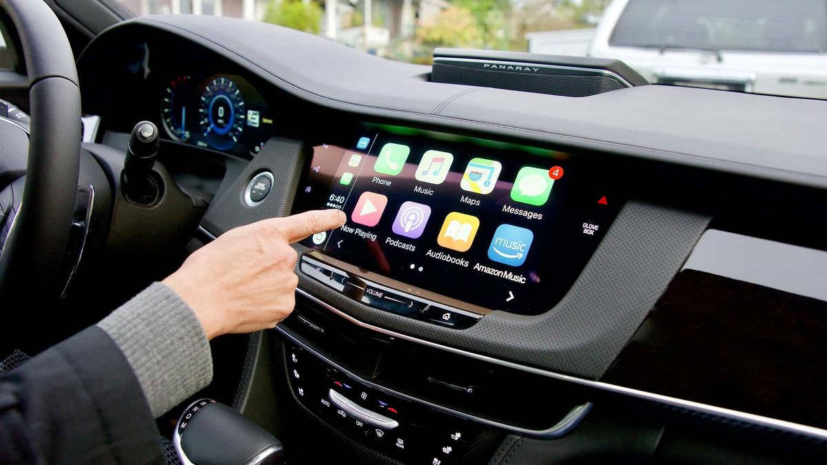 Araç Multimedya Ekranı Donduğunda Ne Yapılmalı?