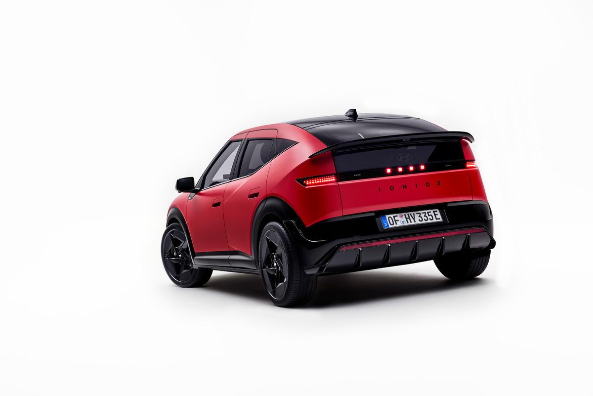 hyundai-ioniq-3-unveil-0426-exterior-02
