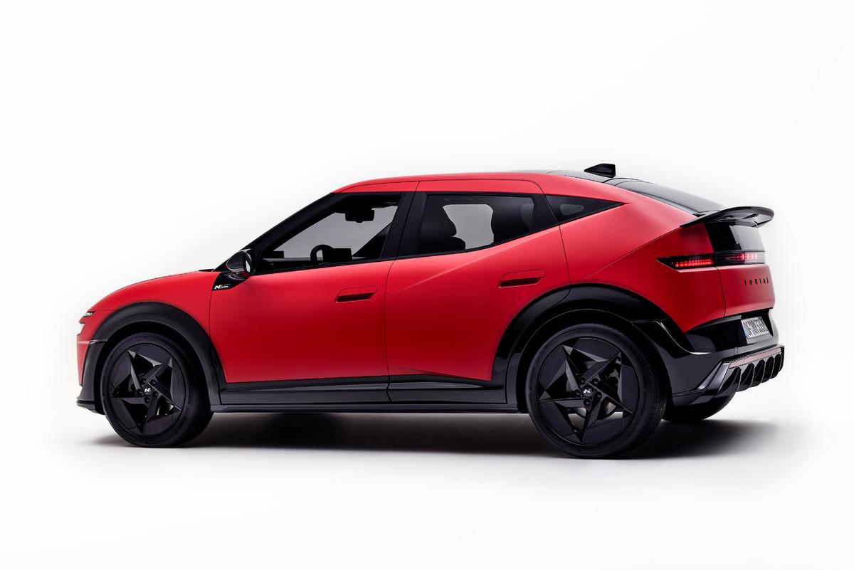 hyundai-ioniq-3-unveil-0426-exterior-03