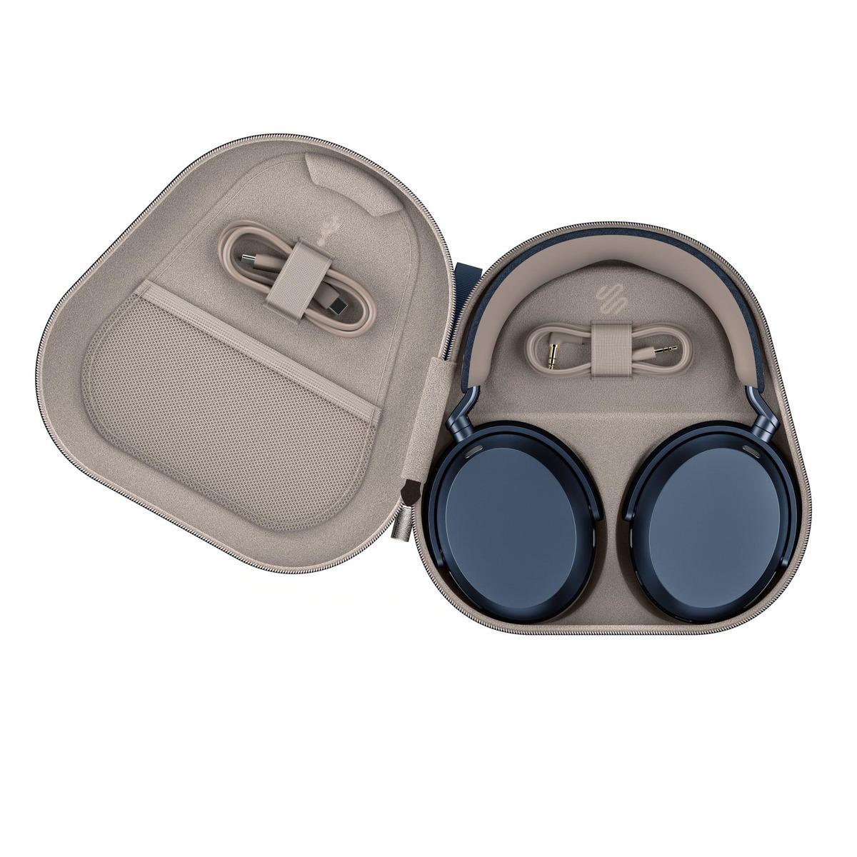 momentum_over_ear_5_case_denim_open_final