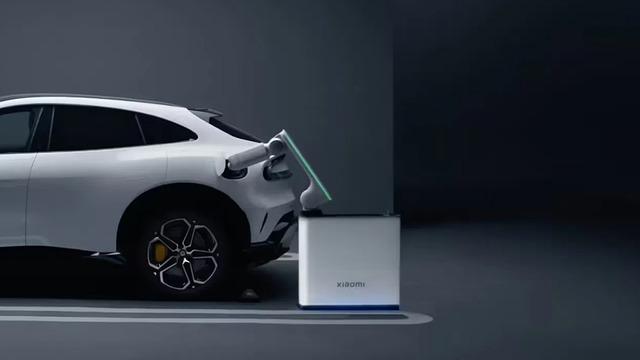 Xiaomi, Tesla'nın 12 Yıl Önce Söz Verdiği Ama Gerçekleştiremediği Elektrikli Araç Özelliğini Tanıttı