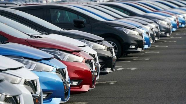 Otomobil Satışlarında 6 Ay 6 Bin Km Şartı Yeniden Uzatıldı