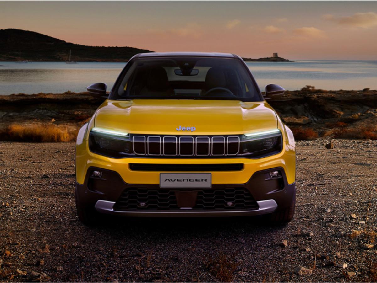 JEEP-AVENGER-MY25-640X480-HEADLIGHTS