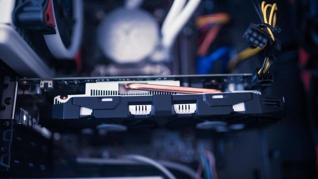 Bilgisayar ya da Telefonunuzda Ekranın Rengi Solduysa Sorun Ne Olabilir? Çözümleri Nelerdir?