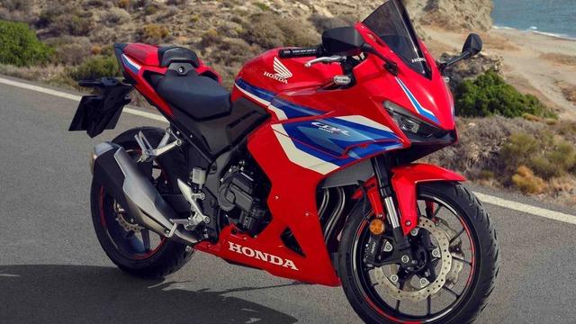 Yeni Honda CBR500R Türkiye'de Satışa Sunuldu: Fiyatı ve Özellikleri