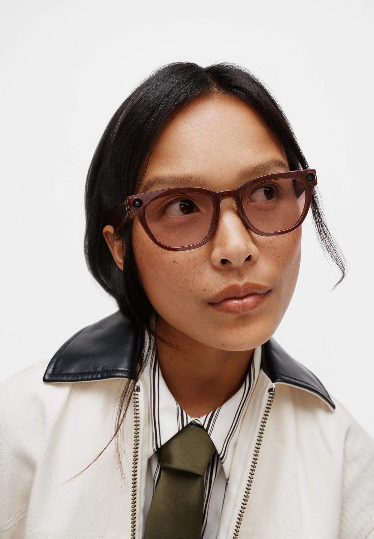 Intelligent Eyewear 3