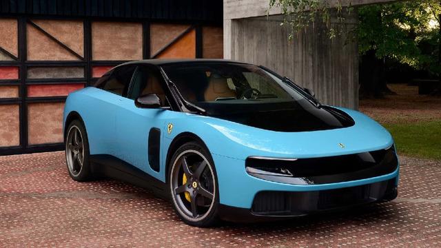 Eleştiriler Boşa Çıktı: Ferrari’nin İlk Elektrikli Otomobili Luce, İki Ayda Yıllık Satış Hedefine Ulaştı!