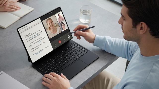 Laptop Gibi Kullanılabilen Yeni Tablet Casper PAD Z10 Pro Tanıtıldı: İşte Özellikleri ve Fiyatı!