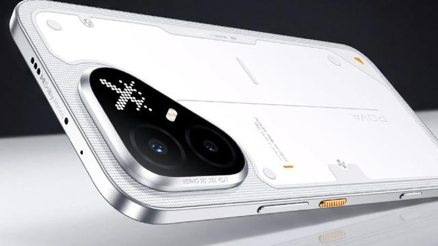 144 FPS Oyun Deneyimi Sunan Uzay Gemisi Gibi Telefon TECNO Pova 8 Pro Tanıtıldı