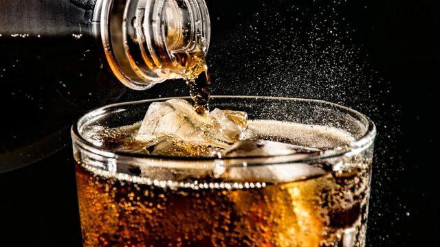 Kola Benzeri Şekerli İçeceklerin Mide Kanseriyle Bağlantılı Olduğu Kanıtlandı