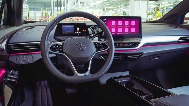 Volkswagen, Otomobillerinde Fiziksel Tuşları Neden Geri Getirdiğini Açıkladı
