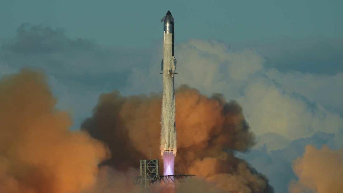Uçak Seferi Gibi Uzay Yolculuğu: SpaceX'ten 100 Milyar Dolarlık Yeni Uzay Limanı
