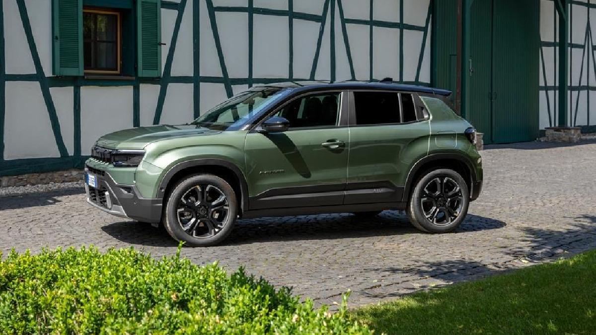 Yeni Jeep Avenger Türkiye'de Satışa Sunuldu: İşte Fiyatı