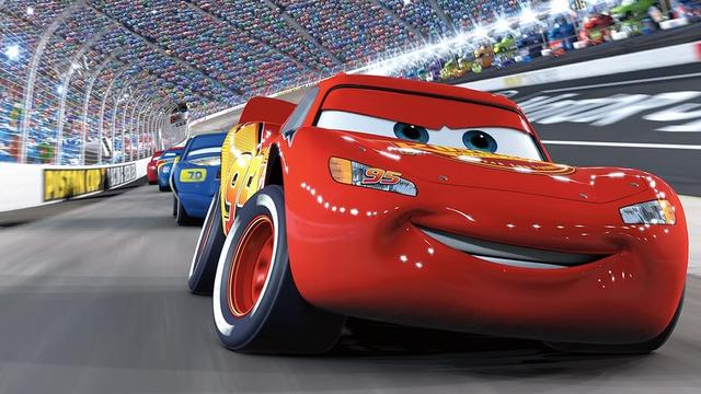 Pixar, Arabalar Filminin İkonik Karakteri Şimşek McQueen'in Teknik Özelliklerini Açıkladı: V8 Motor, 750 Beygir Gücü!