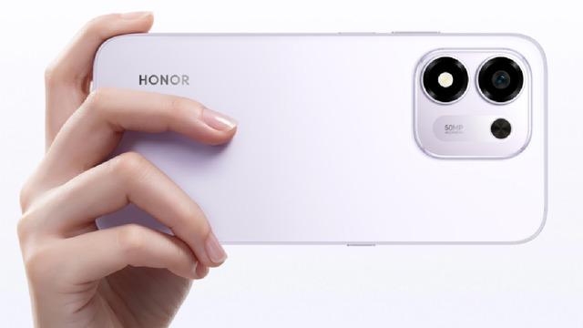 8300 mAh Bataryalı Bütçe Dostu Telefon HONOR Play11 Tanıtıldı