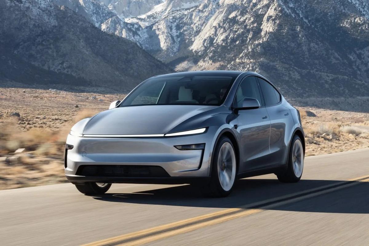 tesla-model-y-juniper-2025-002-min-1400x933.jpeg