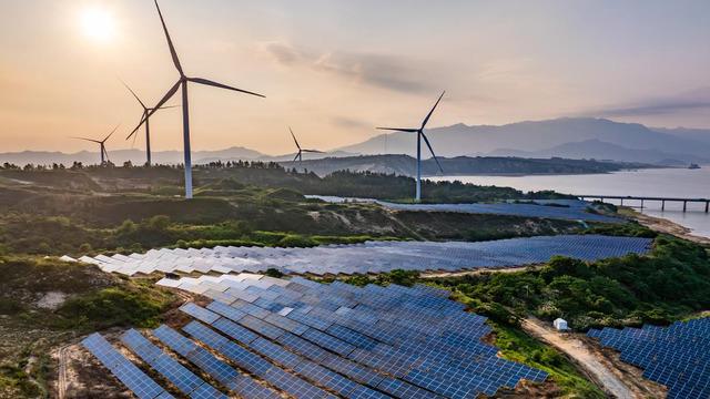 Türkiye, Yenilenebilir Enerji Kaynaklarından Elektrik Üretiminde Rekor Kırdı!