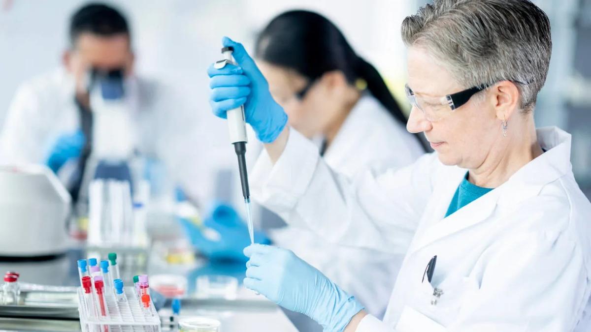 three-people-work-in-lab