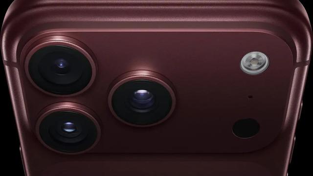 iPhone 18 Pro’da Renk Sorunu İddiası: Bordo Model Kırmızıya Dönüyor