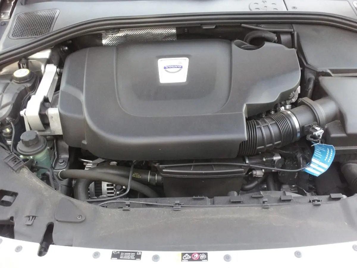 2.4 D5 (Volvo)