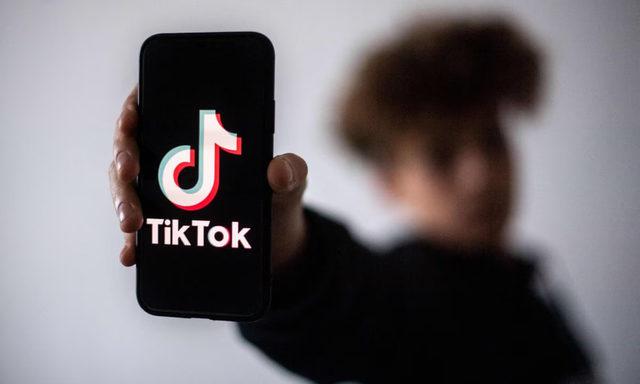 TikTok, Çocukların İstismar Edildiği Yayınlardan Gelir Elde Etmekle Suçlanıyor