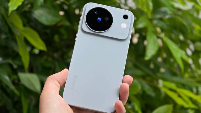 vivo X500s’in Ekran Özellikleri Sızdırıldı