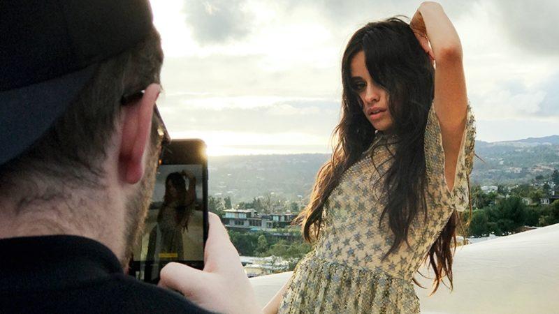 Camila Cabello’nun Kapak Çekimi, iPhone 7 Plus’ın Kamerasıyla Yapıldı!