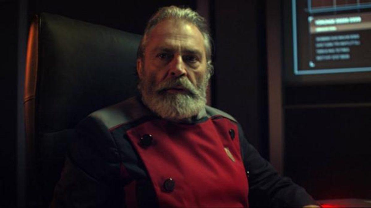 Haluk Bilginer’in Başrolünü Üstlendiği Bilim Kurgu Filmi Sansür Talebi Nedeniyle Yayınlanmayacak